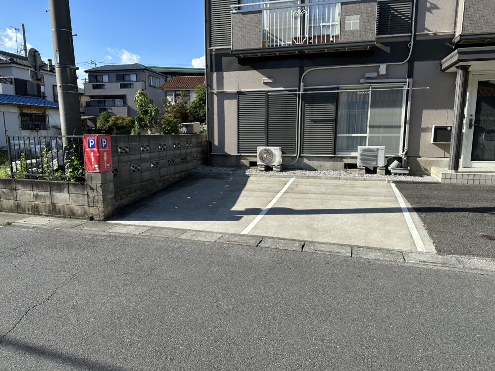 Dupont志木店の無料駐車場(ライブ88の左側2区画)